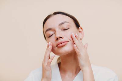 Veja todos os beneficios do Cicaplast Baume B5, de La Roche-Posay, e saiba como inclui-lo na sua rotina de cuidados com a pele