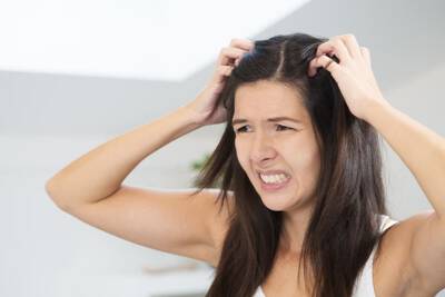 Shampoo com madecassoide e sensirine ajuda nos casos de sensibilidade no couro cabeludo!