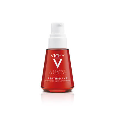 Mulher aplicando o novo serum Liftactiv Peptide AHA da Vichy, para correcao de rugas e oleosidade.