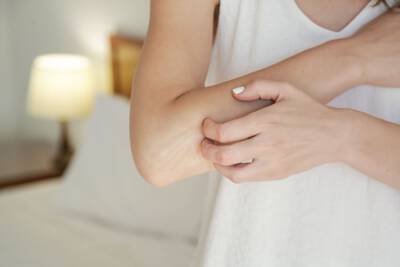 A urticaria colinergica e uma doenca de pele que pode resultar em lesoes, coceira e bastante incomodo. Saiba como trata-la!