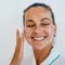 Conheca os beneficios de incluir o protetor solar para o rosto na sua rotina de skincare