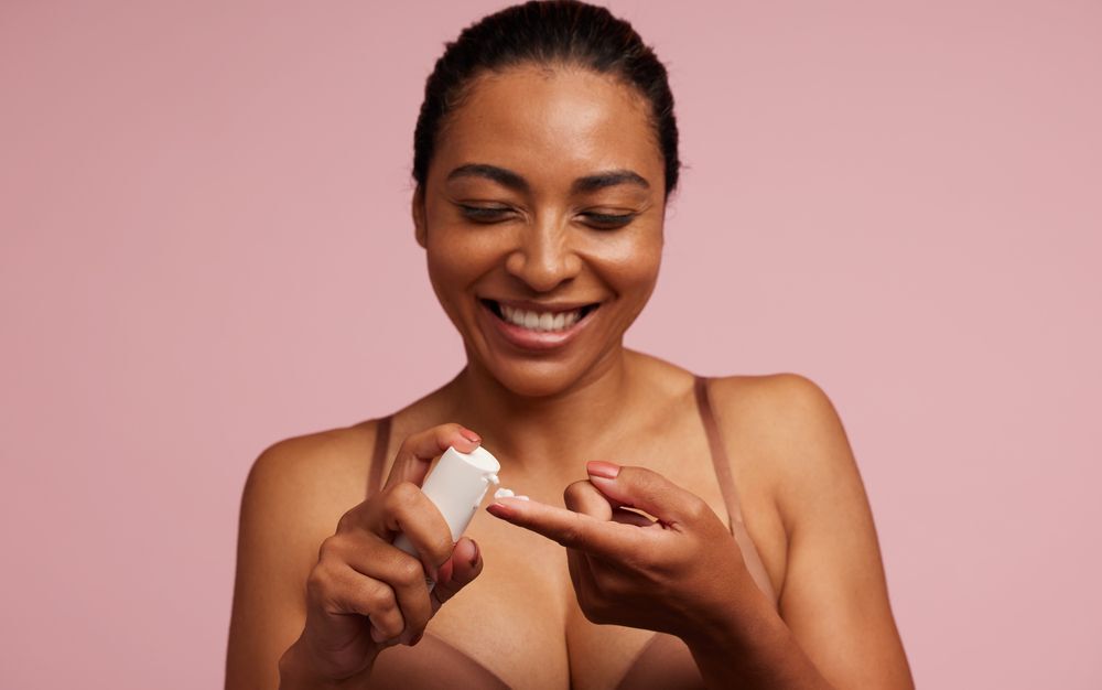 Dicas de como tratar e prevenir os sinais do envelhecimento precoce