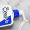 Creme Hidratante e Locao Hidratante CeraVe lado a lado em comparacao