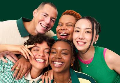 Grupo de pessoas de etnias variadas representando os membros do novo Dermaclub