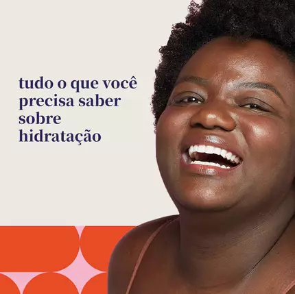 pessoas com pele hidratada