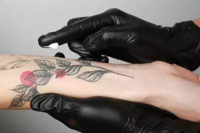 cuidados pos tatuagem