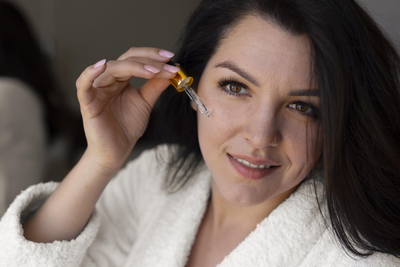 Beneficios da vitamina C facial saiba o que esse ativo pode fazer por sua pele e veja dicas de produtos!