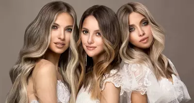 Mulheres com cabelo ondulado