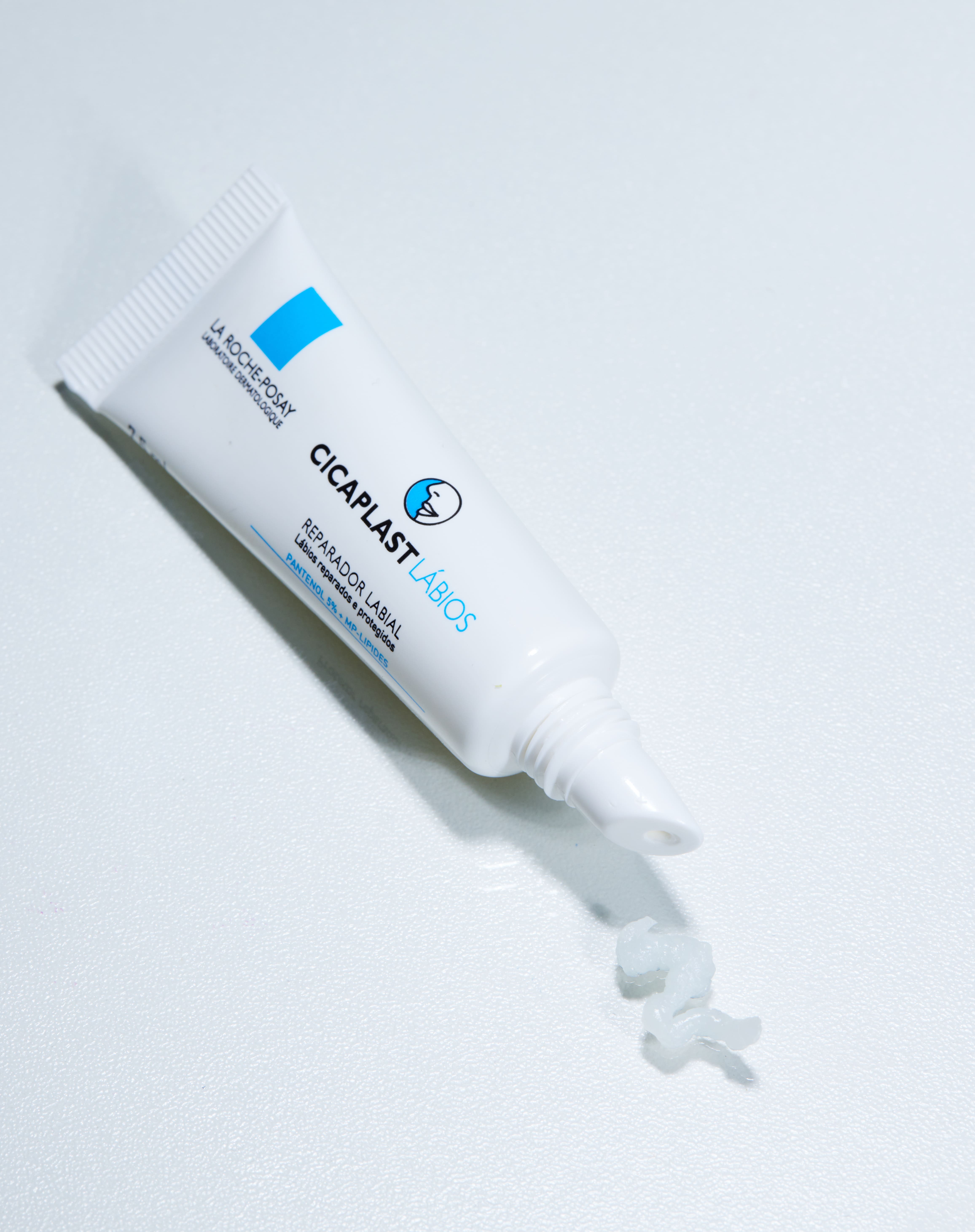 Produto para tratamento de boca seca: Cicaplast Lábios