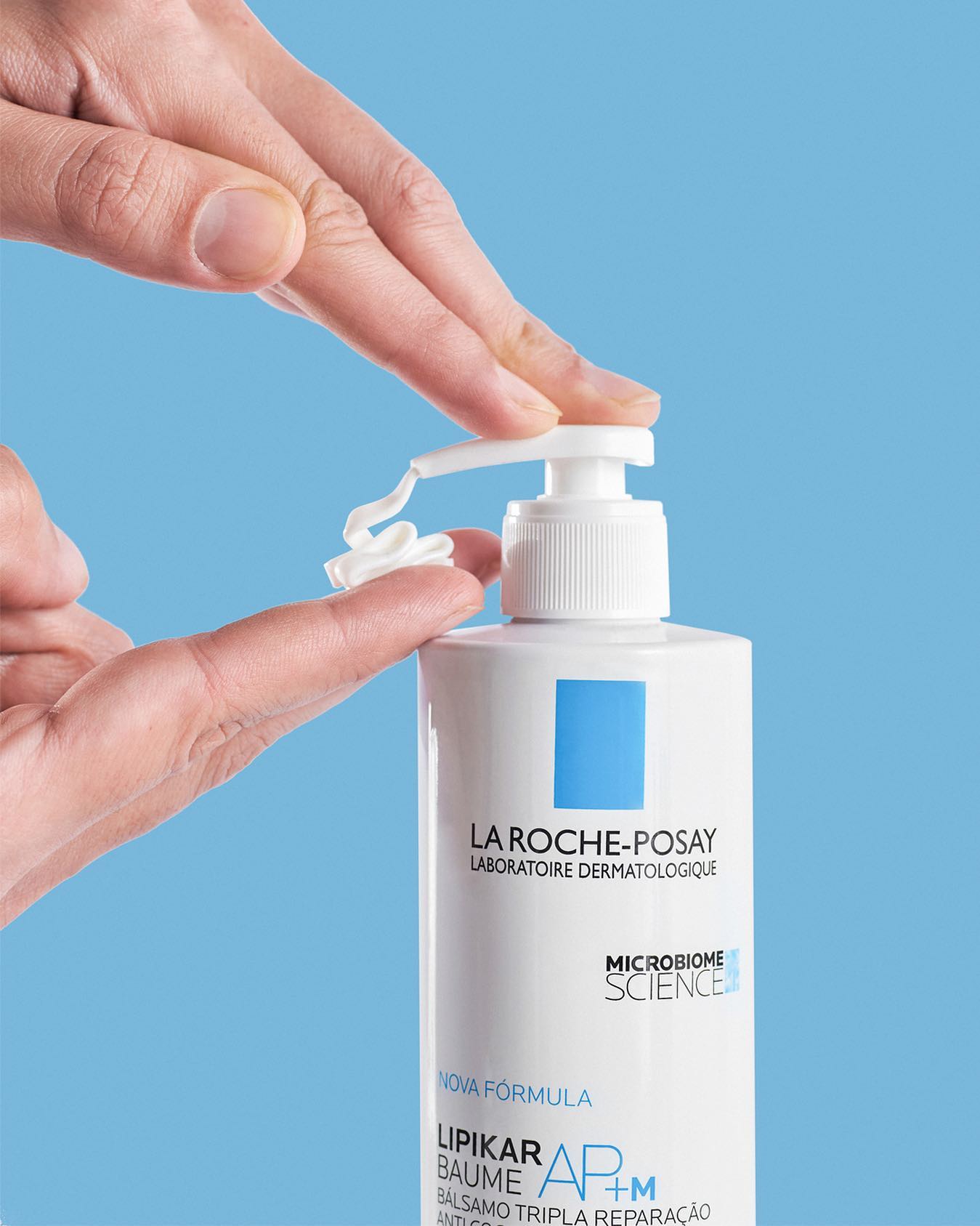 Creme hidratante Lipikar Baume Ap + M da La Roche-Posay para alívio da psoríase